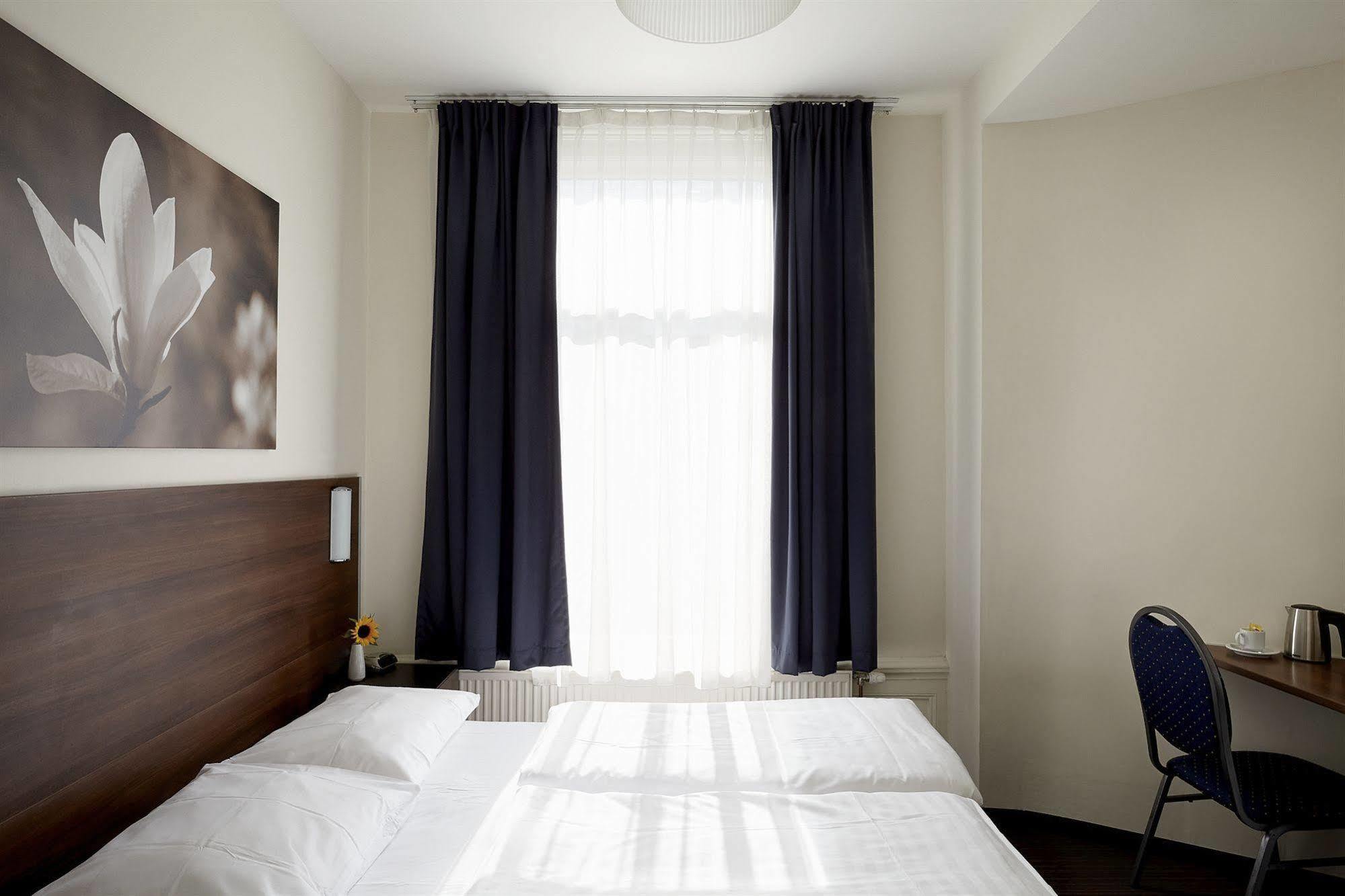 Hotel D'Amsterdam Leidsesquare Екстериор снимка